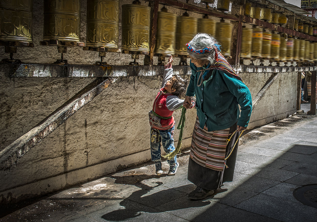 行走在拉萨的街道，你突然发现自己竟读懂了整个西藏（上篇）-2