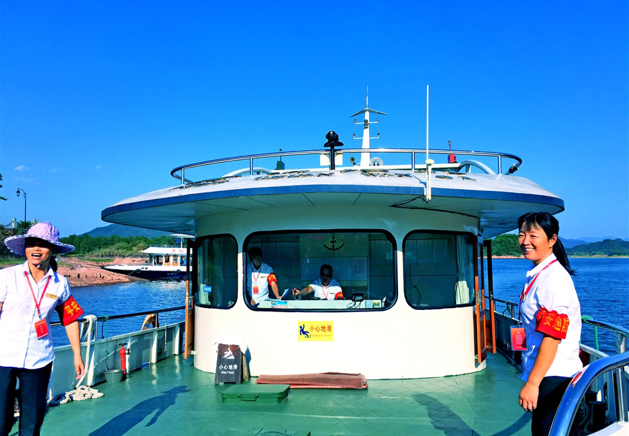 包艘游艇，看龙川湾的野鸭子-2
