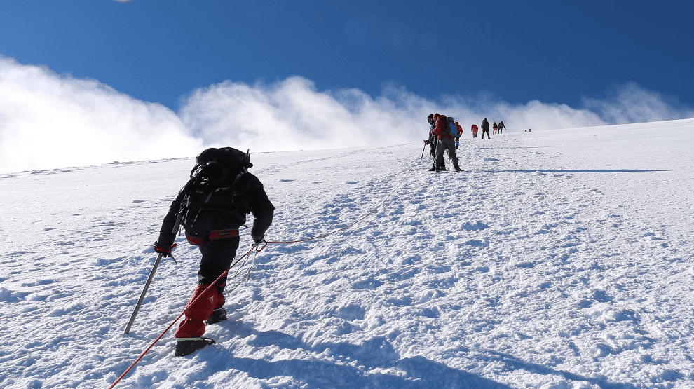 哈巴雪山观景台在哪,哈巴雪山登山攻略-2